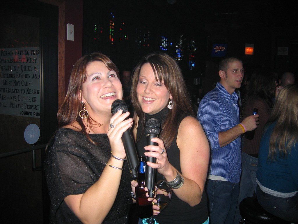 “Je suis malade” Karaoke: Tips for Handling the Tough Parts — karaoke illustration